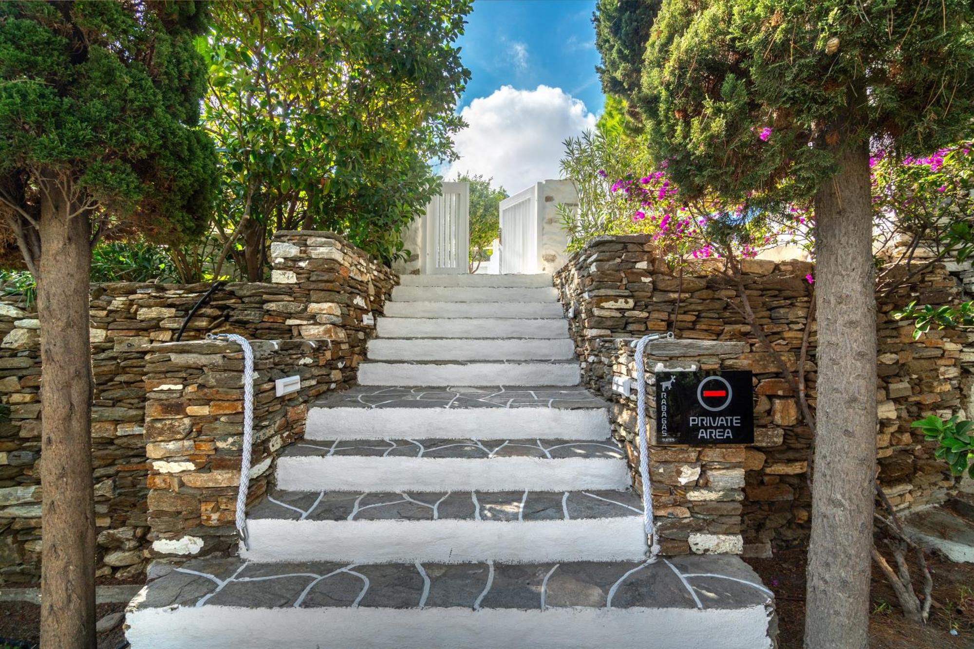 Rabagas Suites Luxury - In The Heart Of Sifnos Apollonia Dış mekan fotoğraf