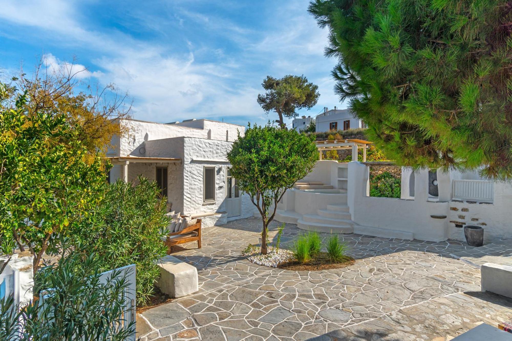 Rabagas Suites Luxury - In The Heart Of Sifnos Apollonia Dış mekan fotoğraf